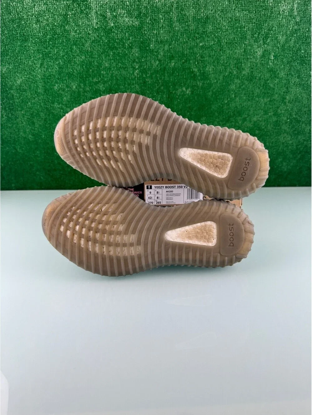 Size 9 - adidas Yeezy Boost 350 V2 Low Beluga 2.0 CLEAN!